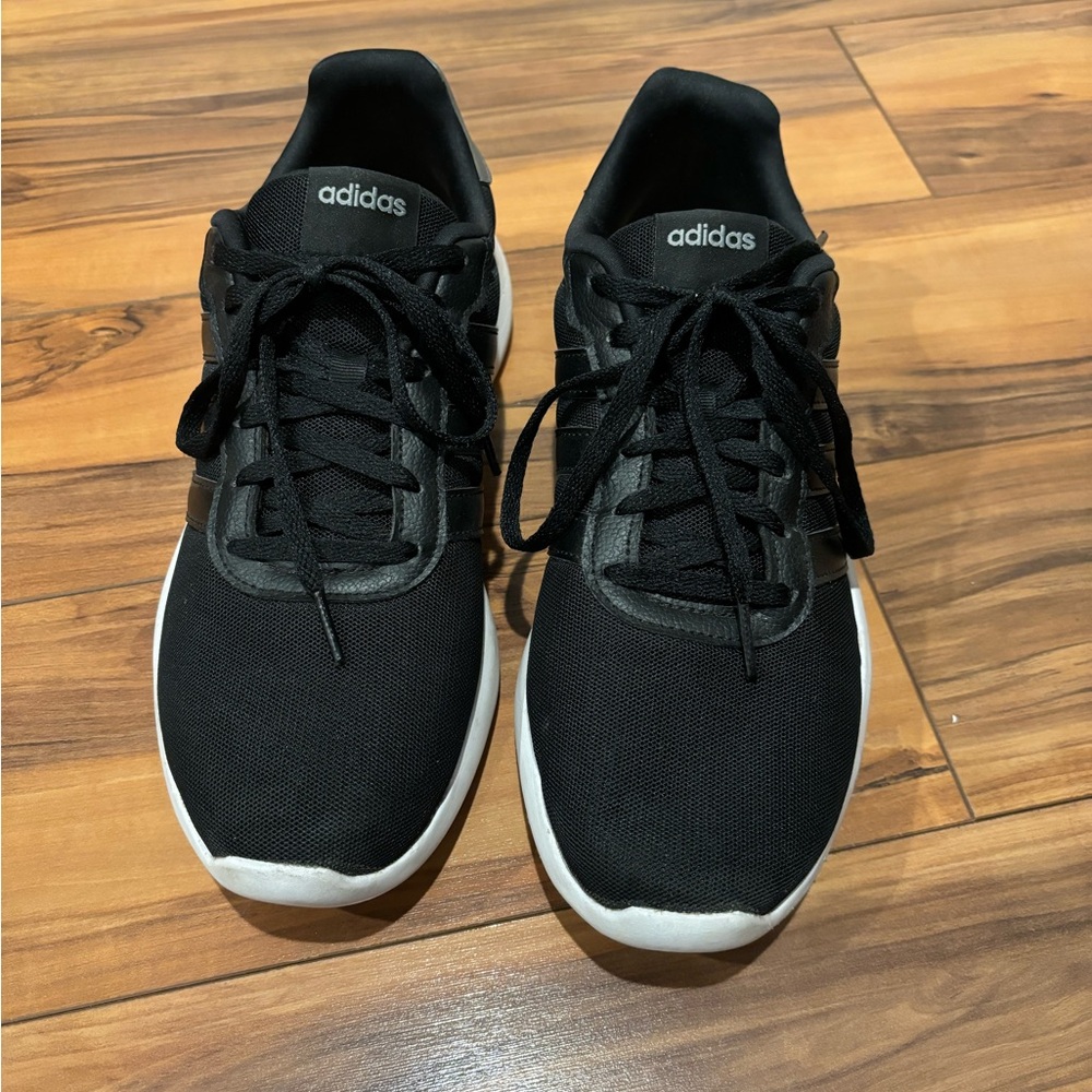 Women’s adidas tennis shoes